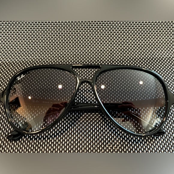 Ray-Ban CATS 5000 Sunglasses RB4125 601/32 Black - Picture 6 of 10